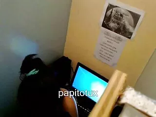 Sıcak Sarışın şişman amatör porno Milf Cherie Deville kedi sürülmüş